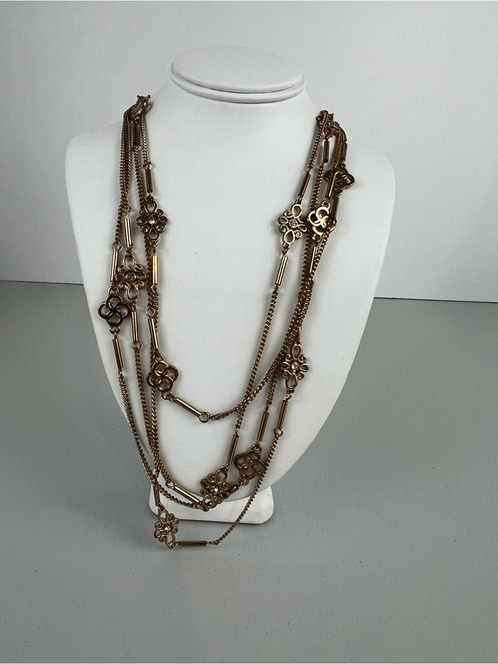 Vintage Unsigned Openwork Floral Bar Link Layering Necklace - Long